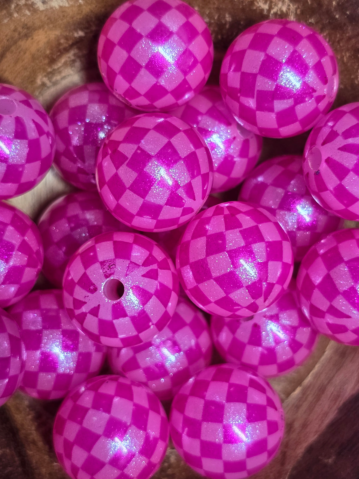 Acrylic 16mm checkered beads