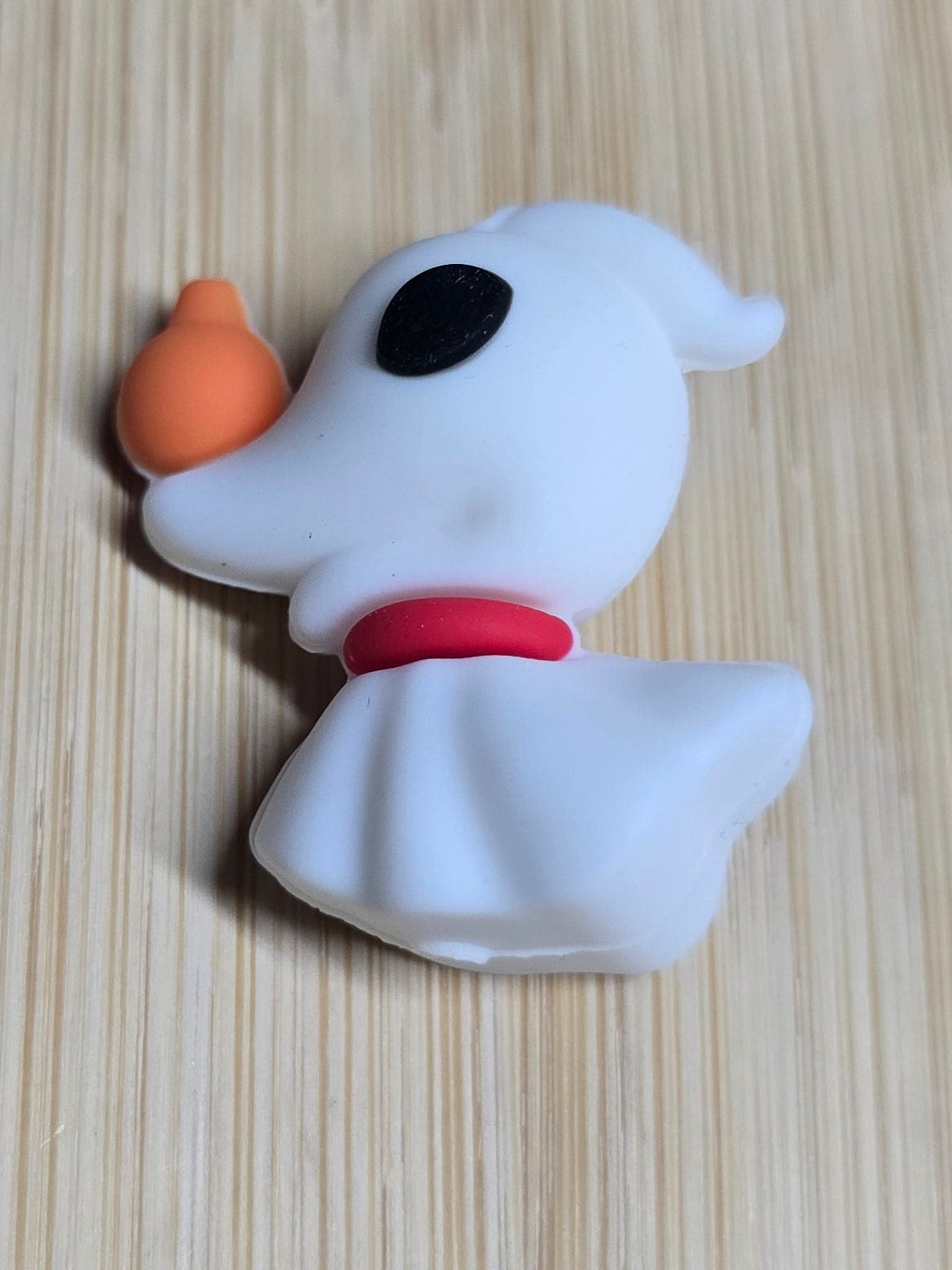 Focal silicone beads NBC character