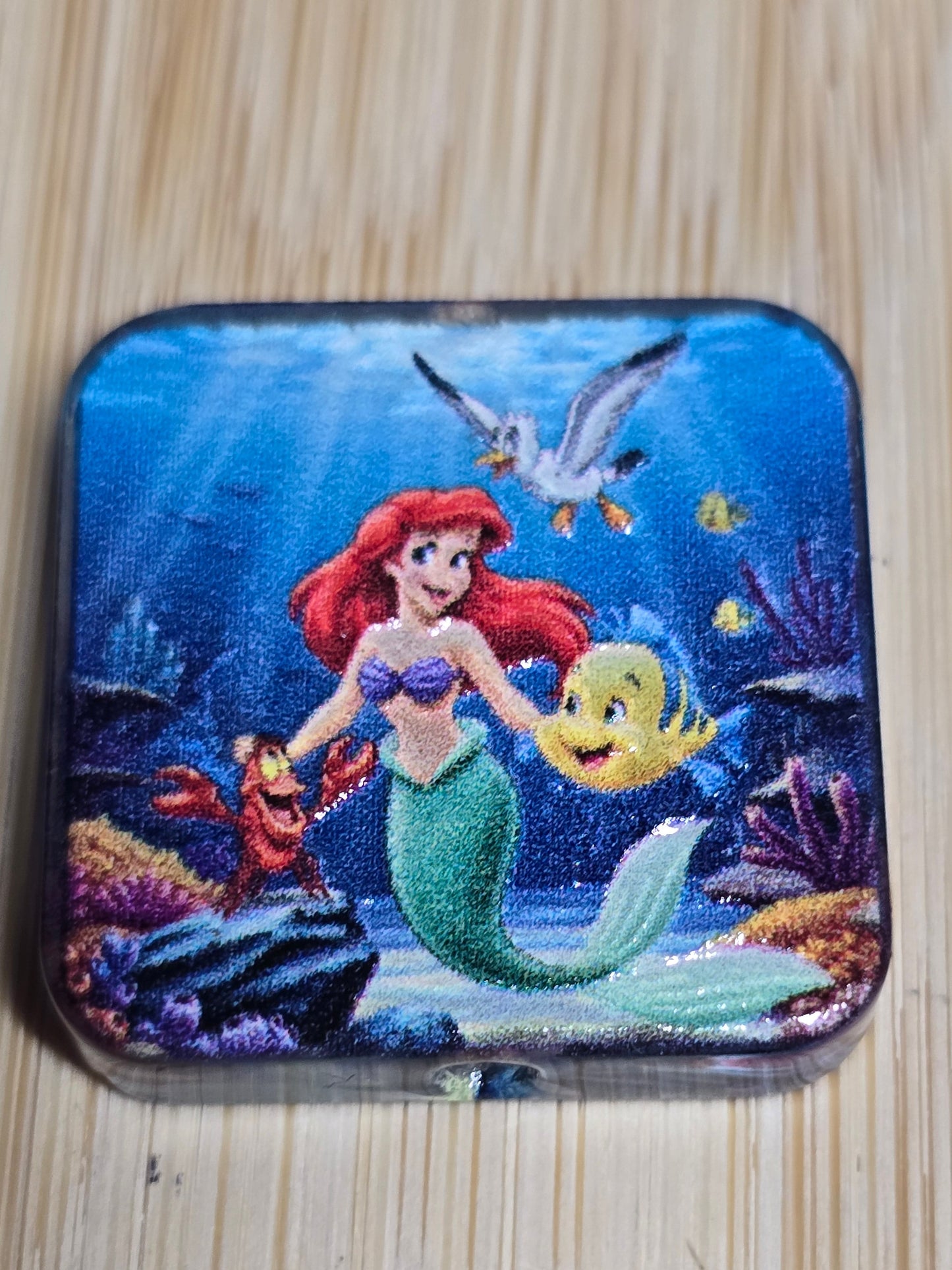 Acrylic focal beads DS water princess