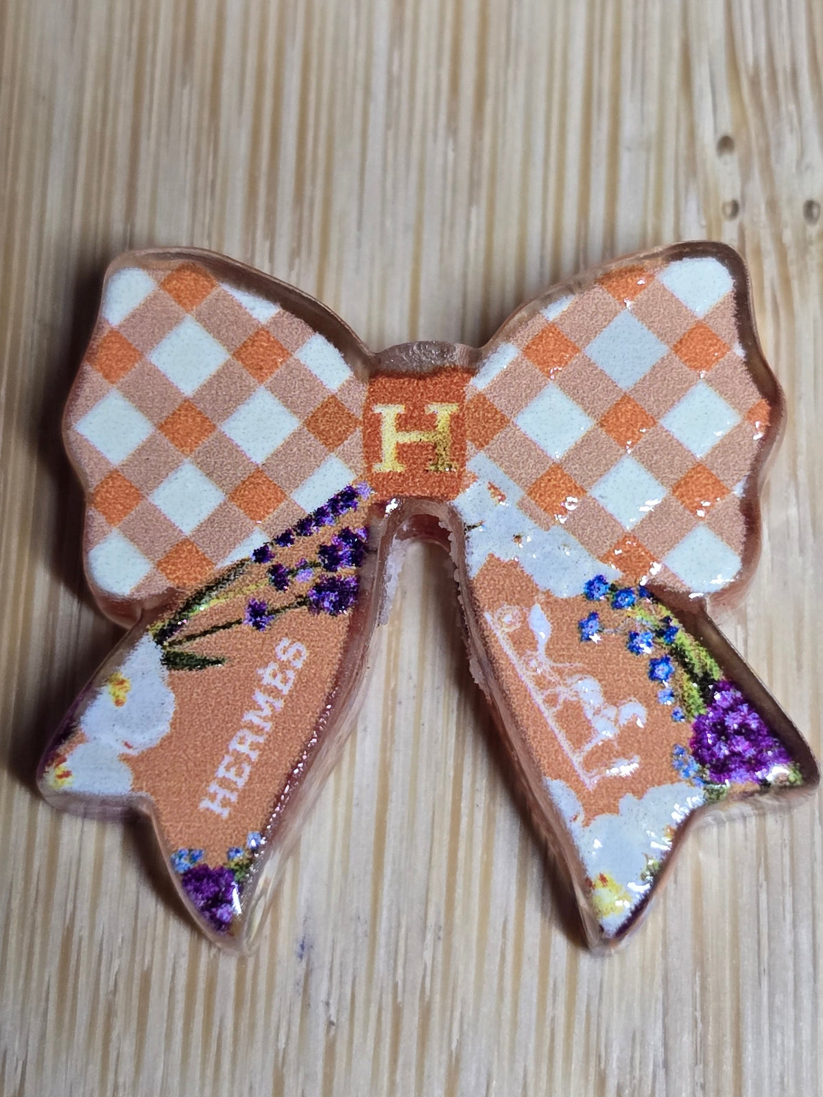 Acrylic focal beads designer inspired bows
