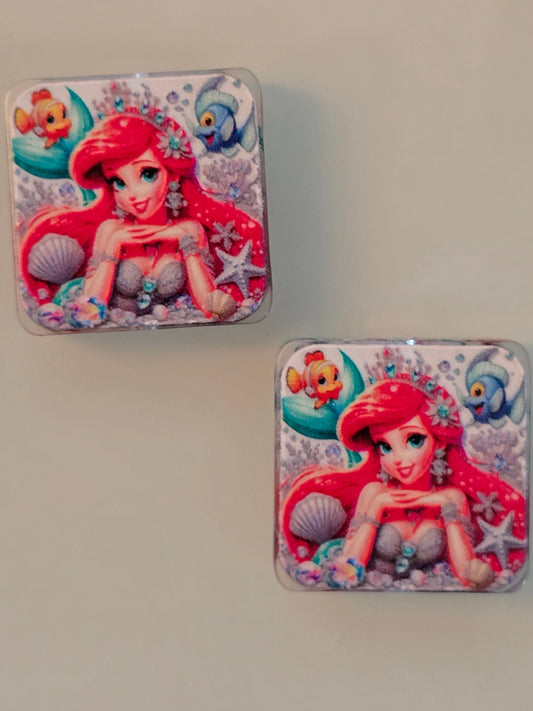 Acrylic focal beads DS princess under the sea close up
