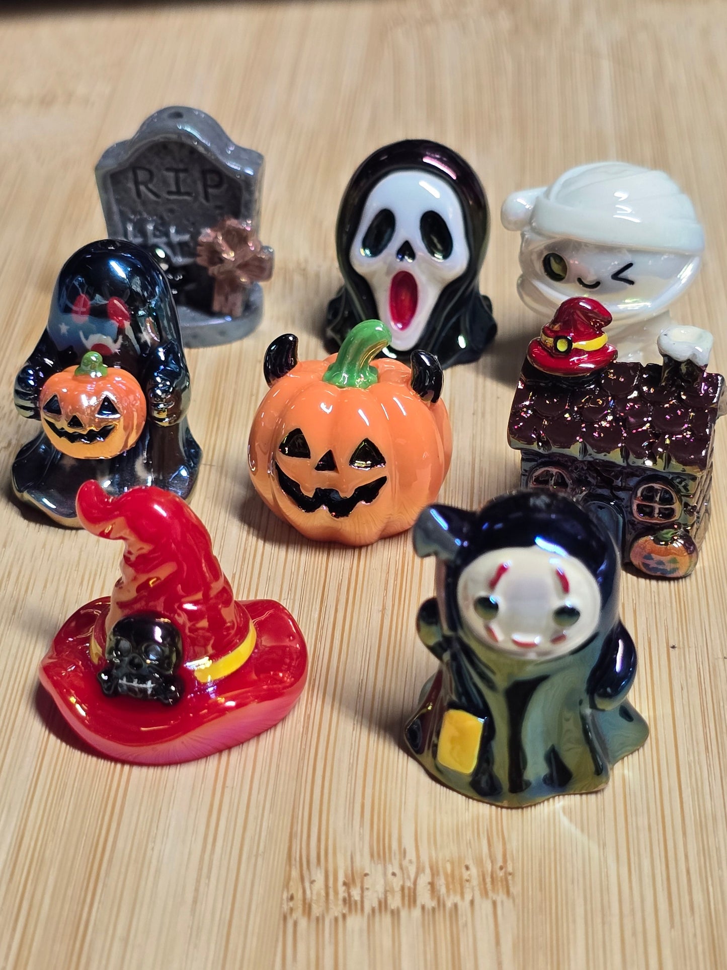 Acrylic/resin Halloween themed beads