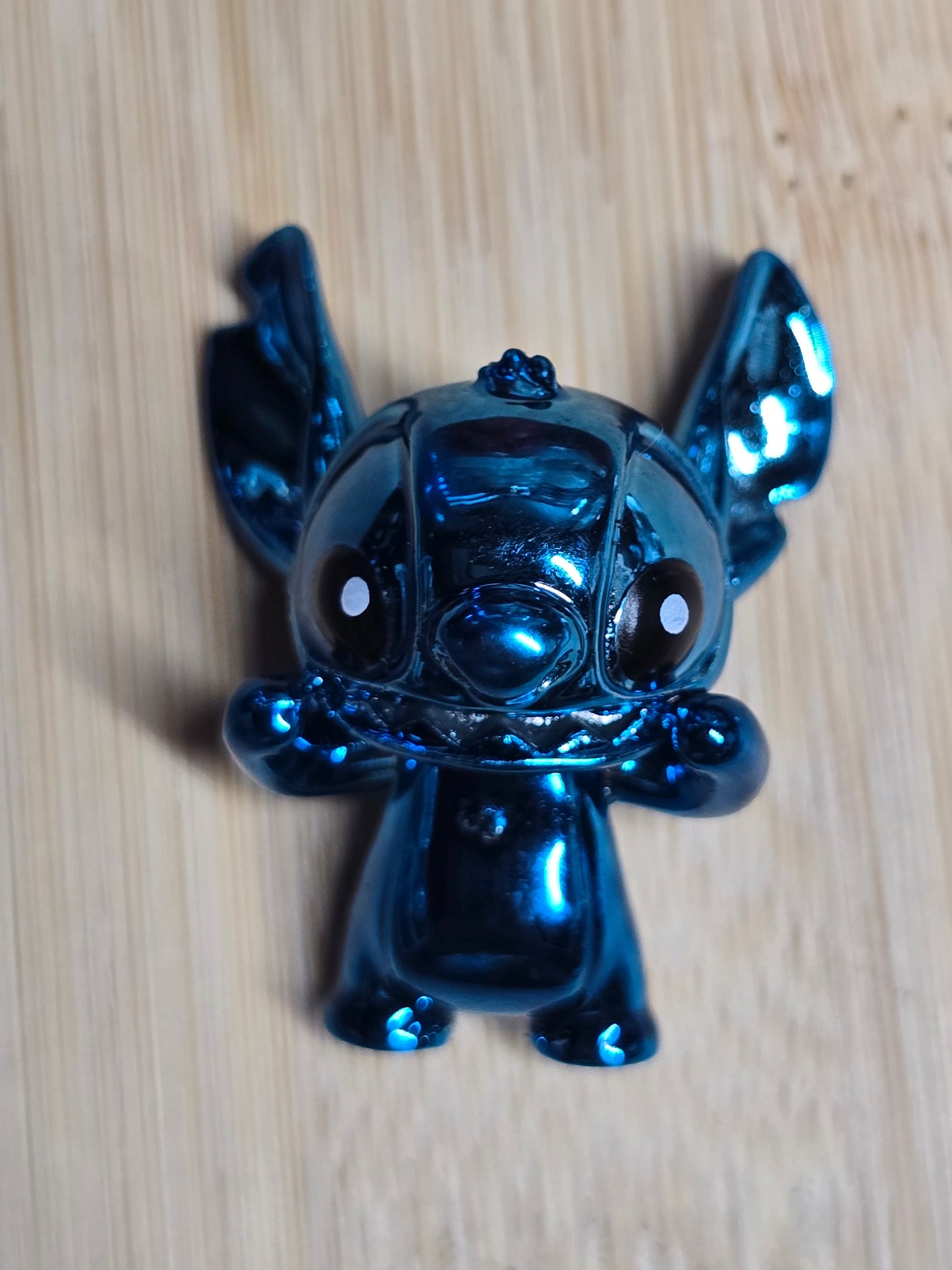 Acrylic focal beads- chrome blue DS alien
