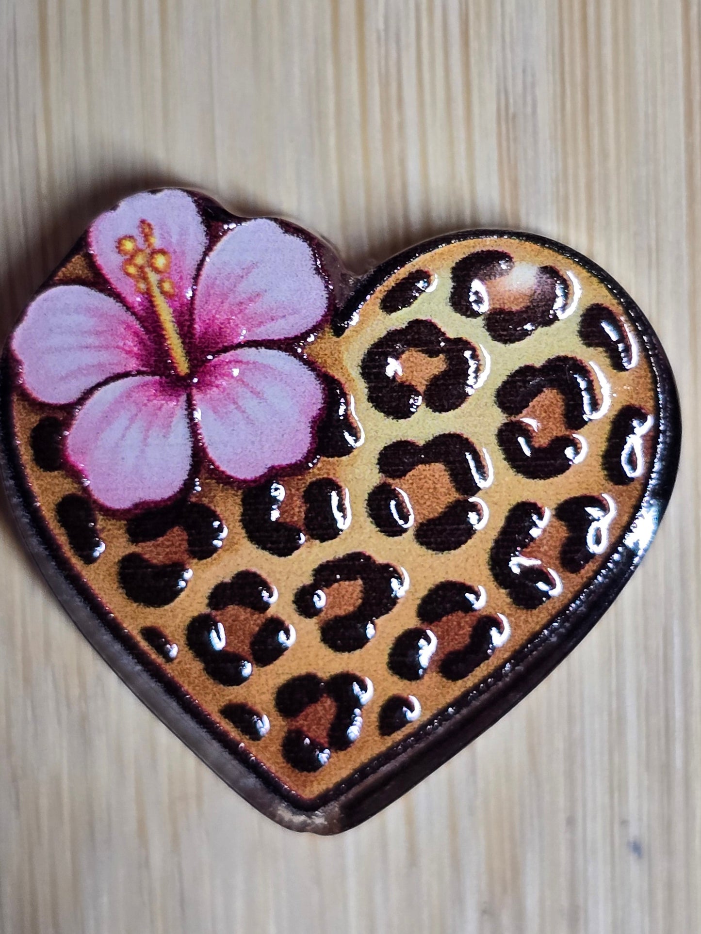 Acrylic focal beads cheetah print heart with pink flower