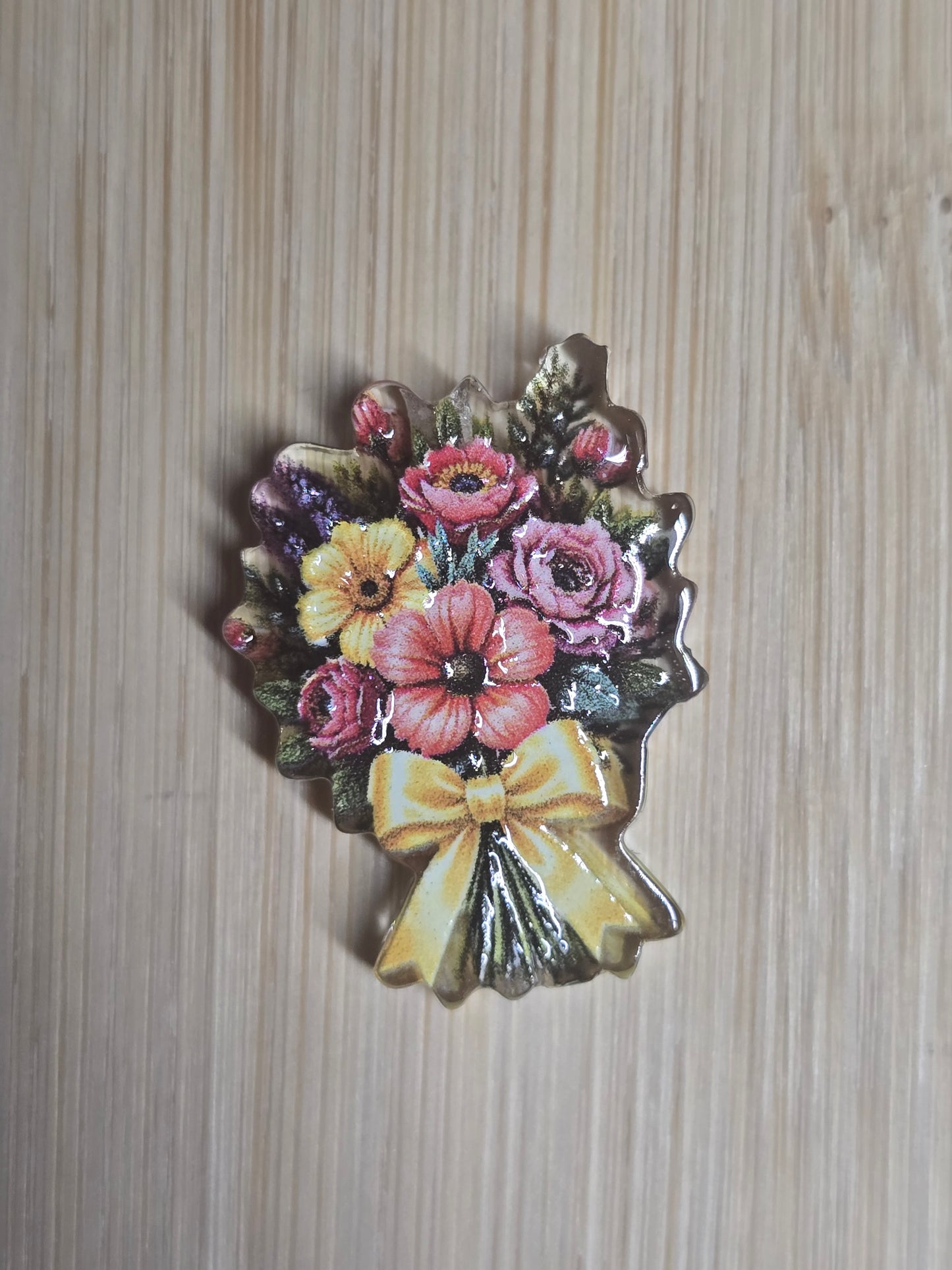 Acrylic focal beads bouquet of flowers
