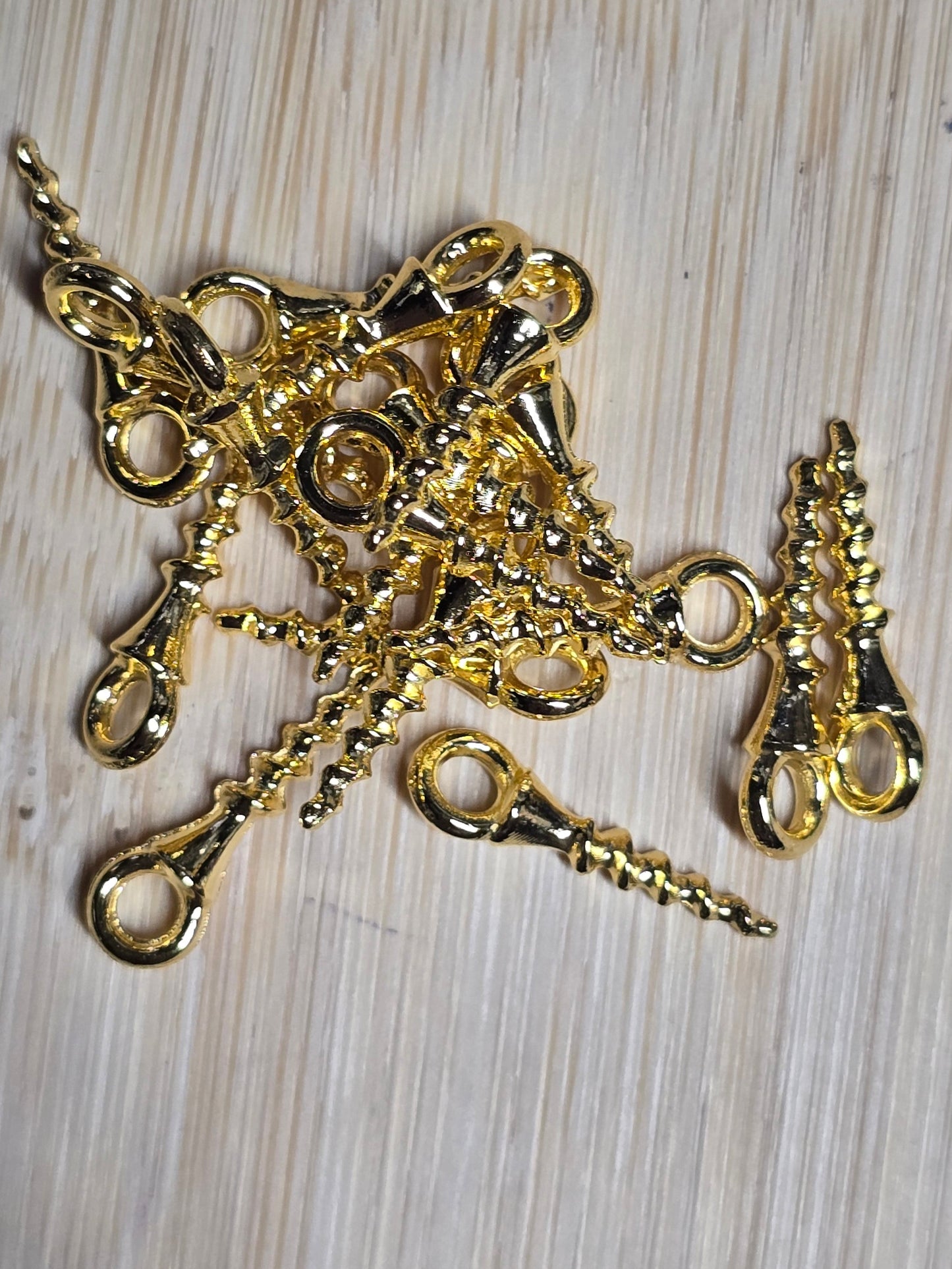 Accessory/attachment eye pin for beadable items