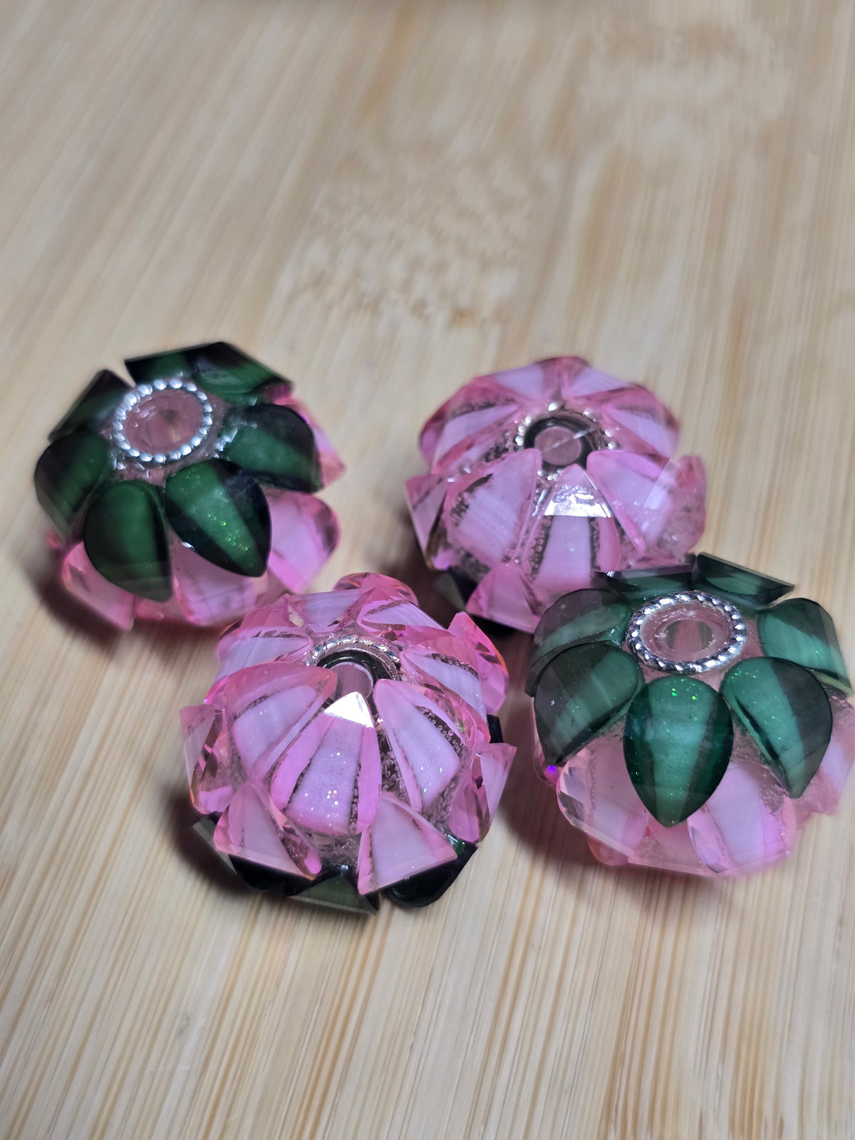 Fancy acrylic/resin beads- lotus flower