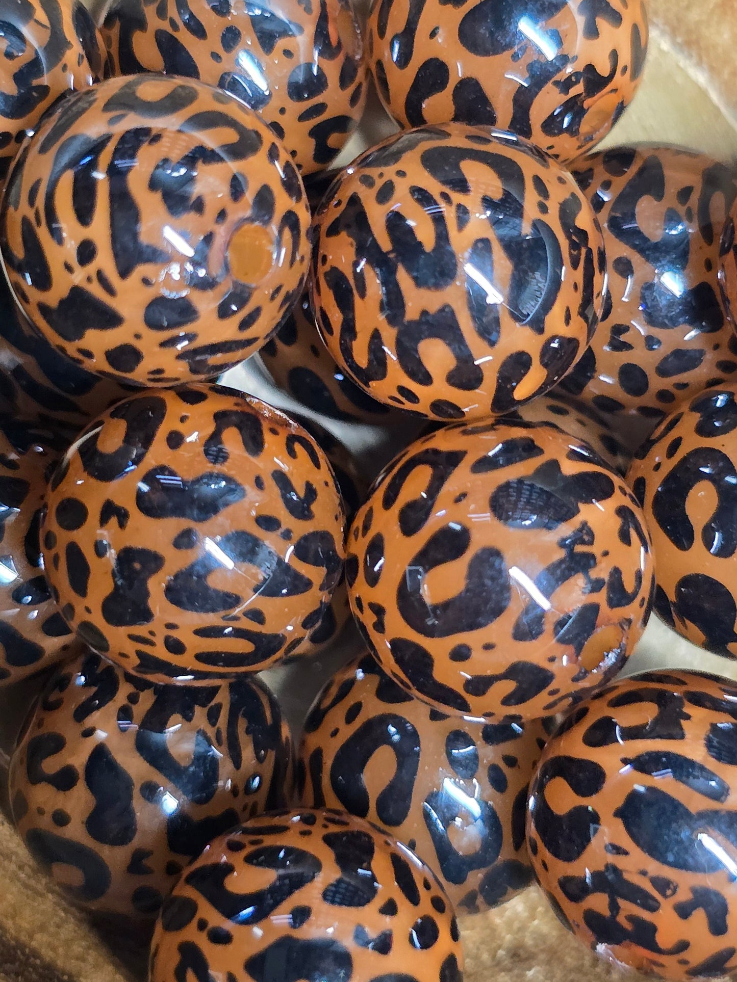 Acrylic 16mm beads leopard print beads