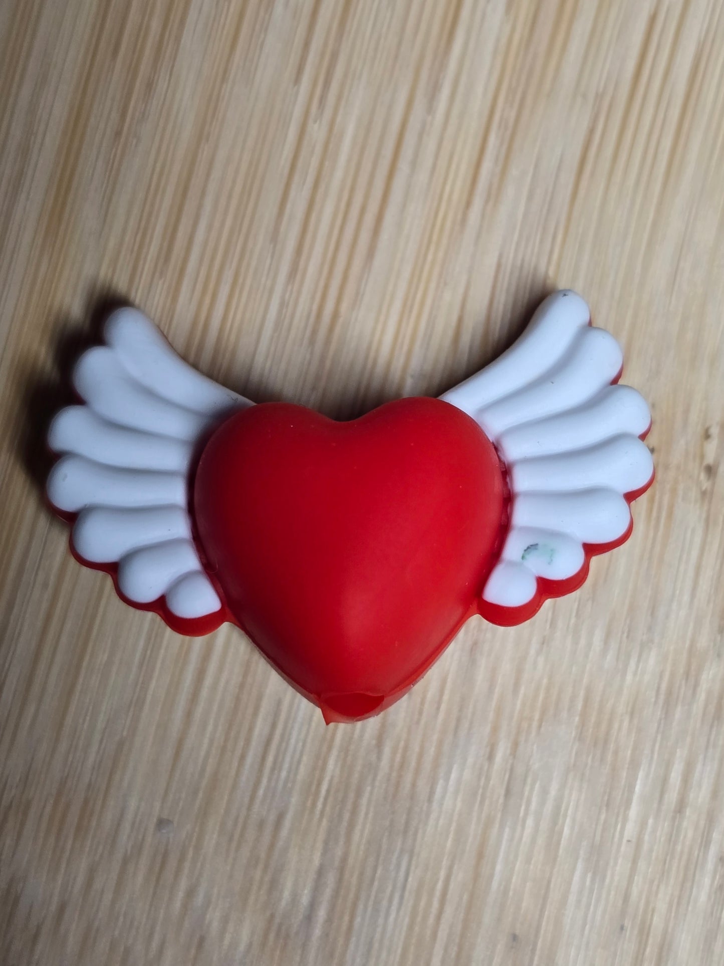 Focal 3D silicone beads heart with wings