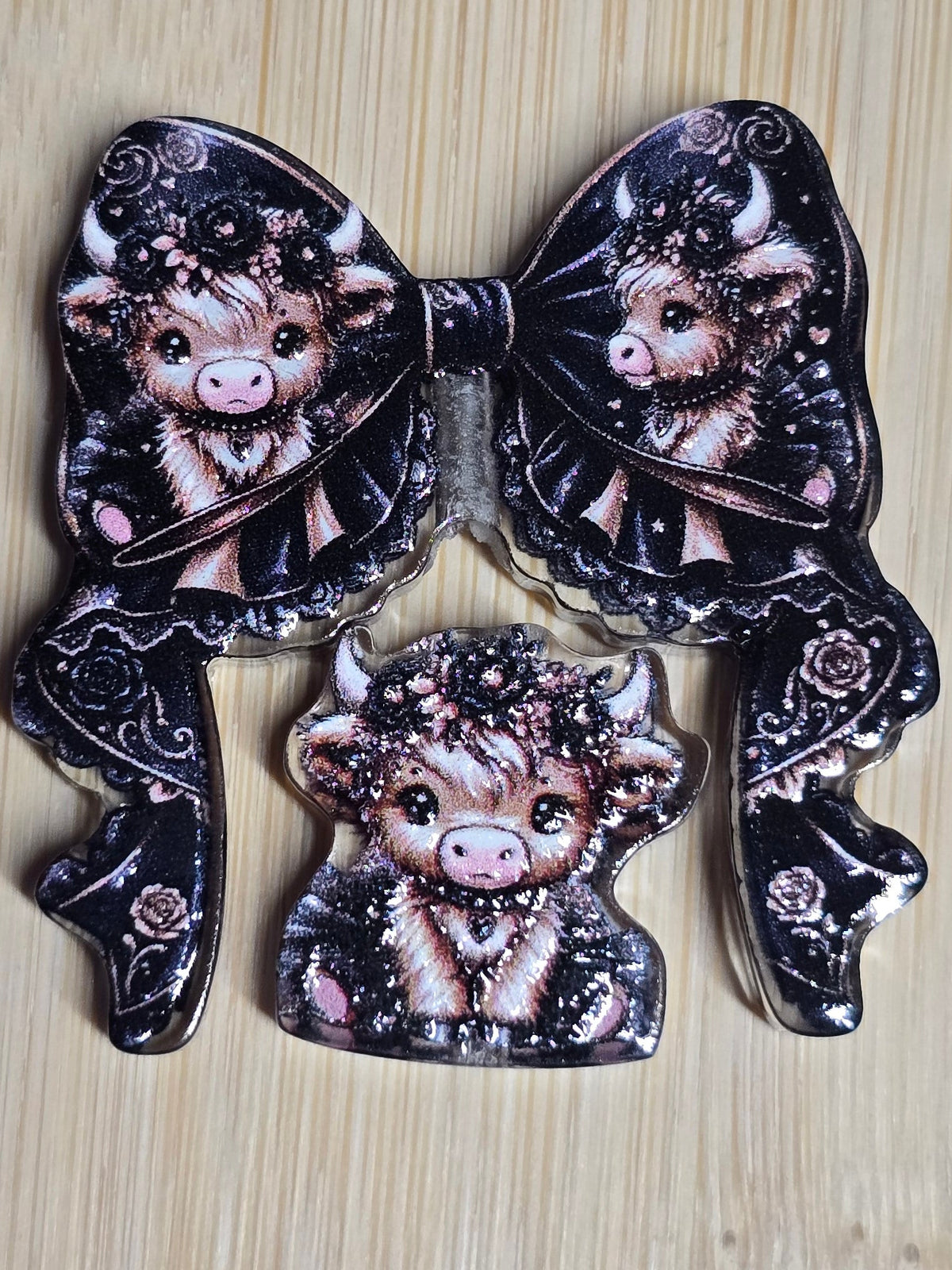 Acrylic focal beads 2pc bow sets