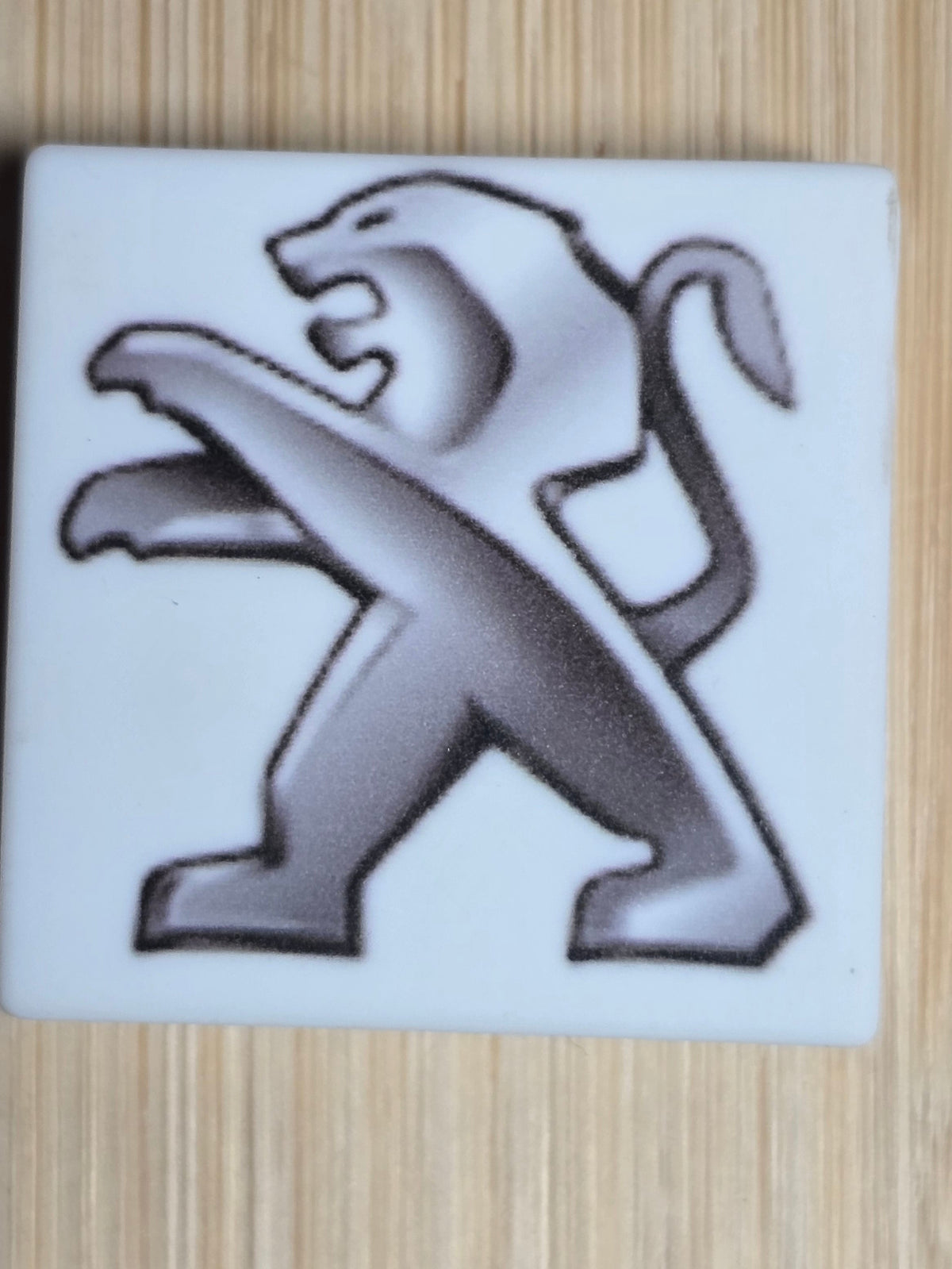 Focal silicone car logo
