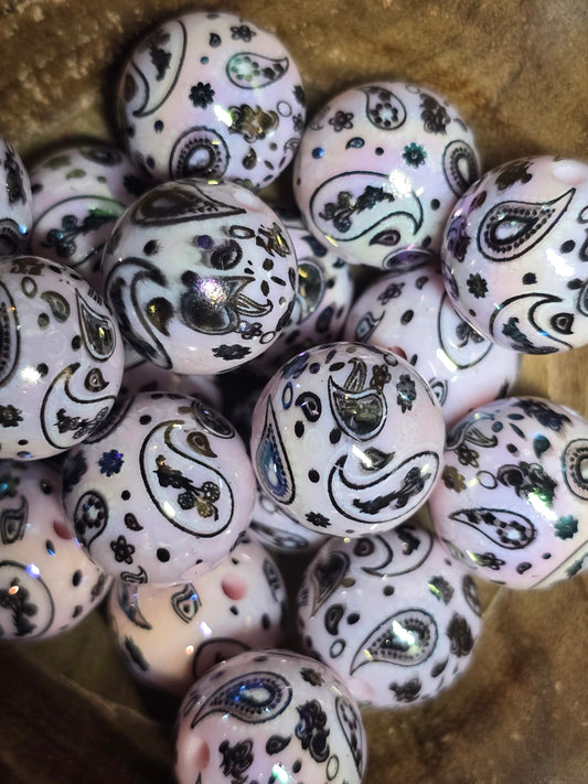Acrylic beads 16mm white paisley