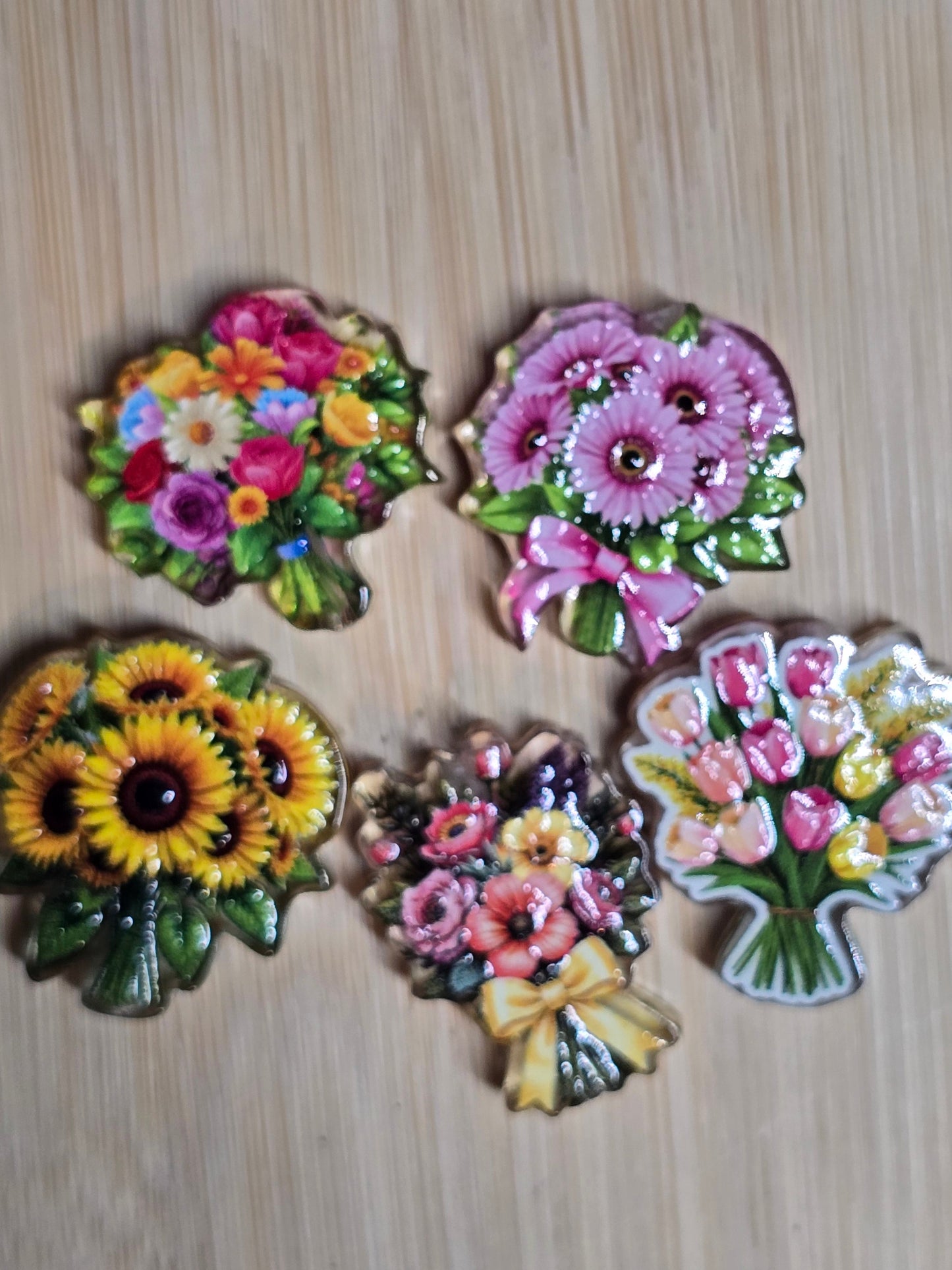 Acrylic focal beads flower bouquets