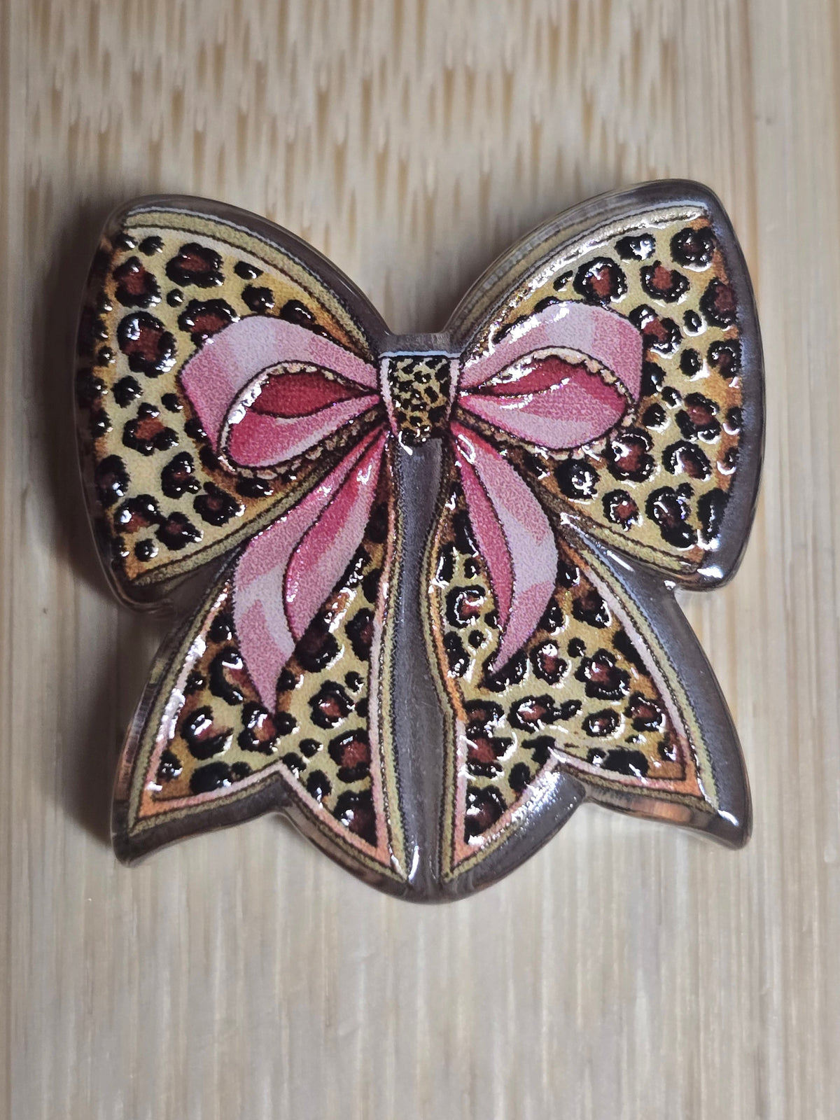 Acrylic focal beads- pretty bows
