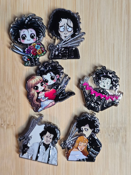 Acrylic focal beads movie character with scissor like hands