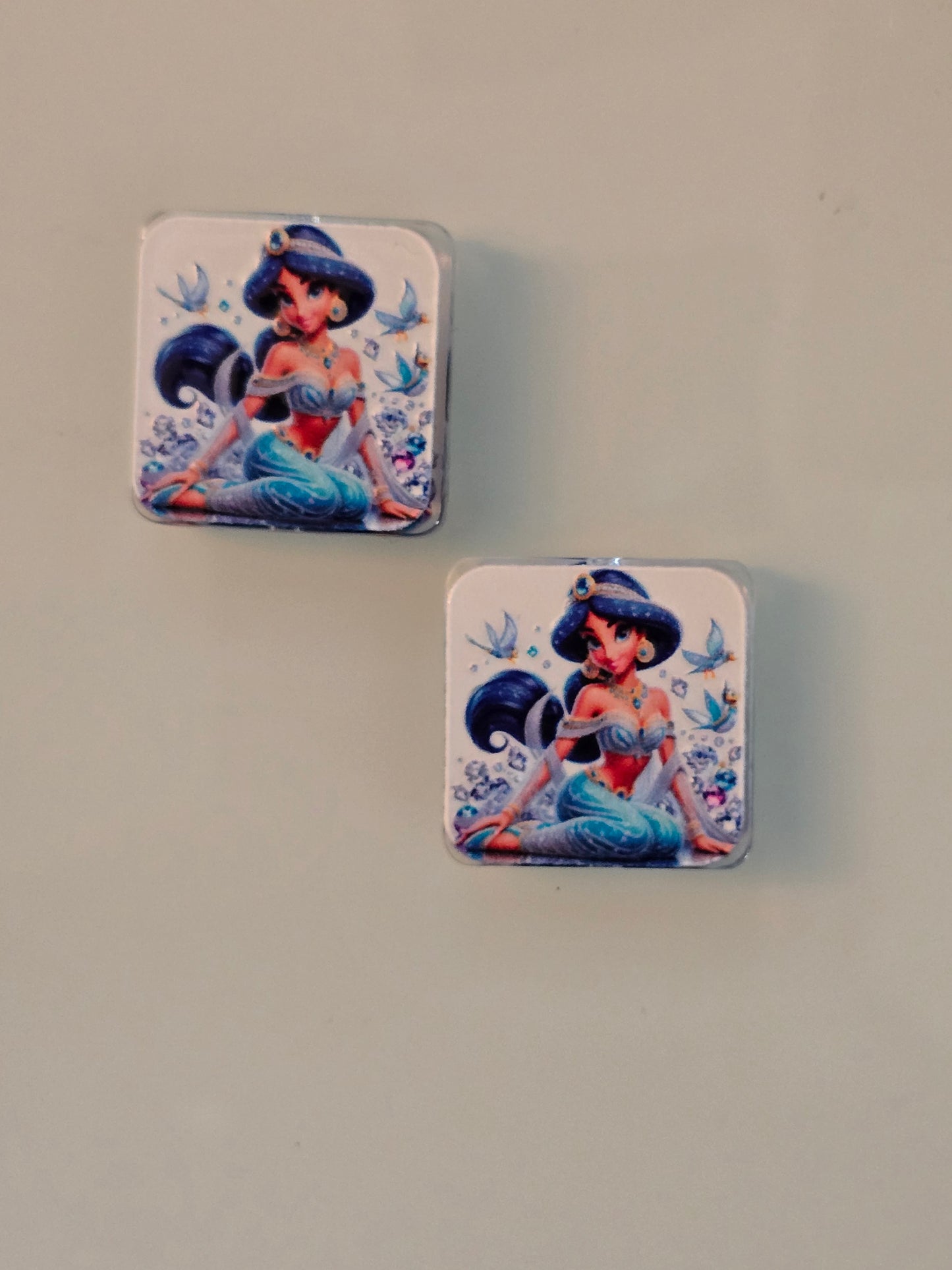 Acrylic focal beads DS princess