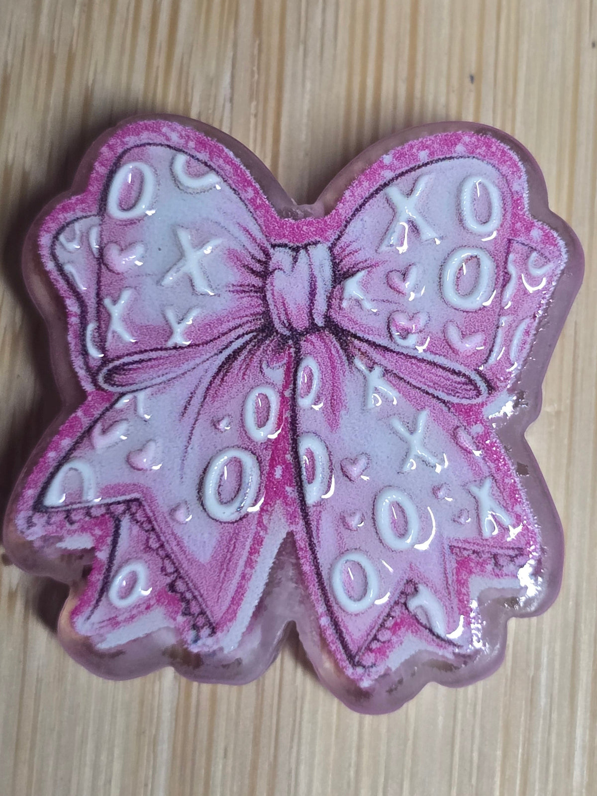 Acrylic focal beads - more Bows