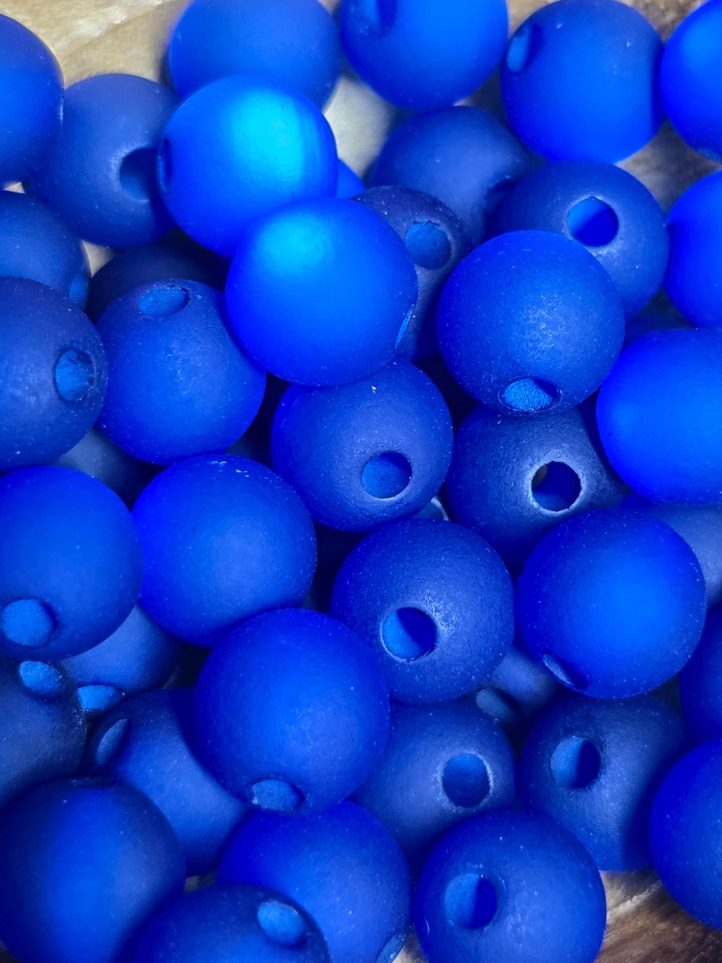 Acrylic 12mm matte colored beads