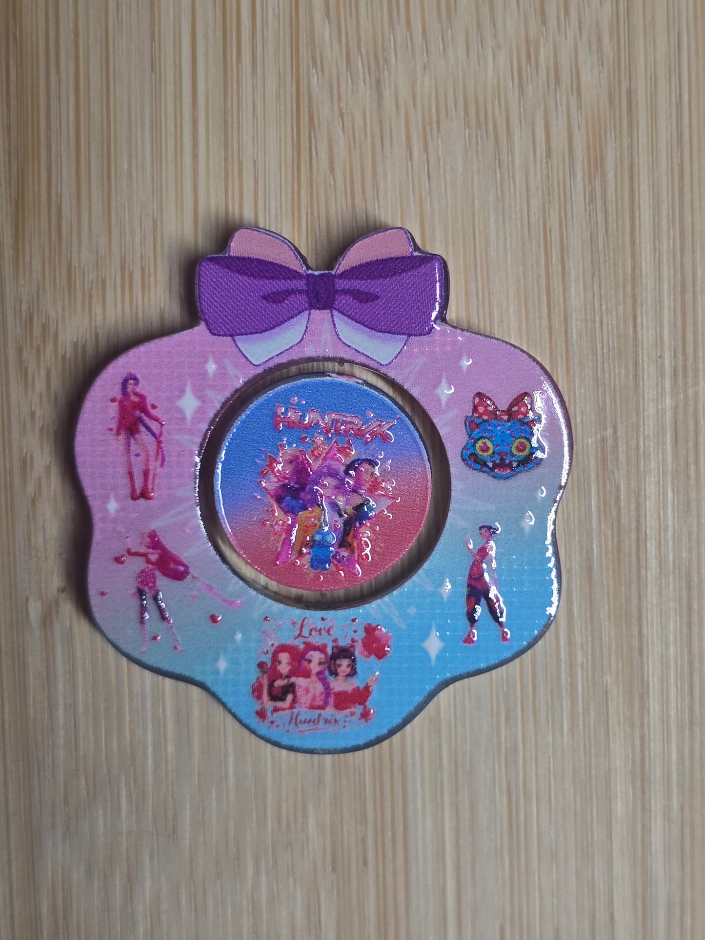 Acrylic focal beads round 2pc bow set