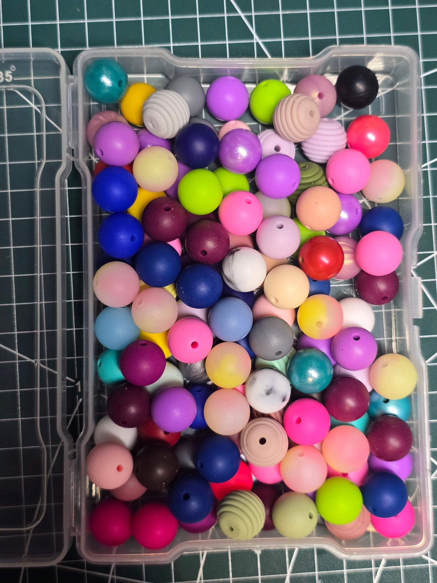 15mm silicone beads random mix