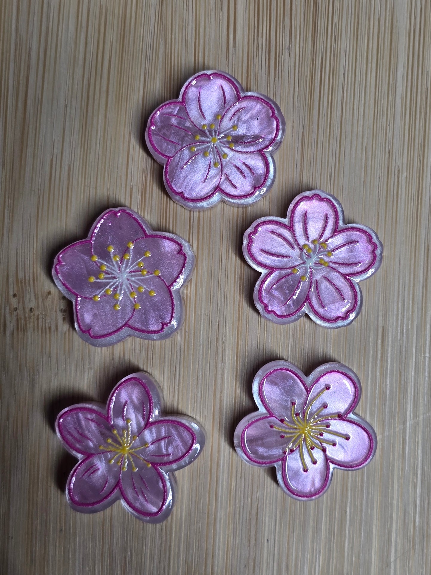 Acrylic focal beads pink flower mix