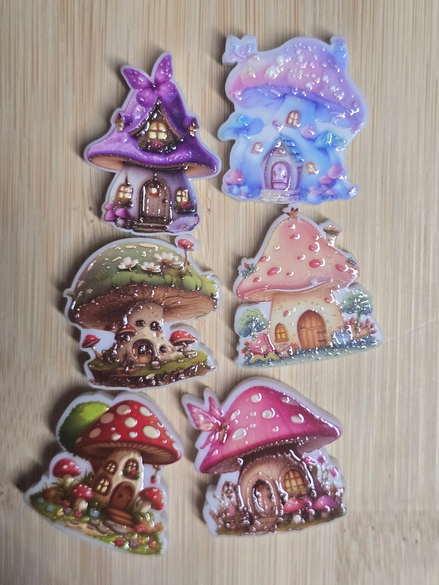 Acrylic focal beads mushroom mix