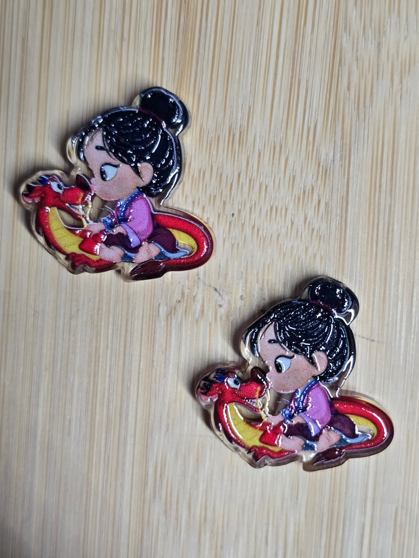Focal- acrylic focal beads DS princess