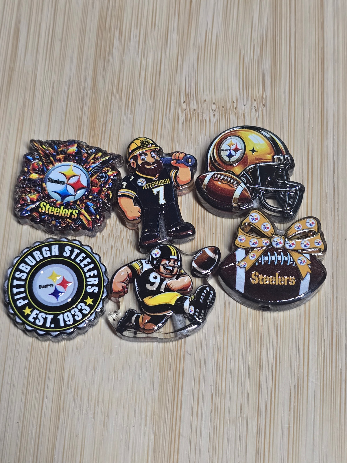 Acrylic focal beads- sports teams